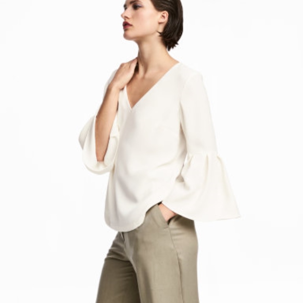 H&M Trumpet-sleeve Blouse